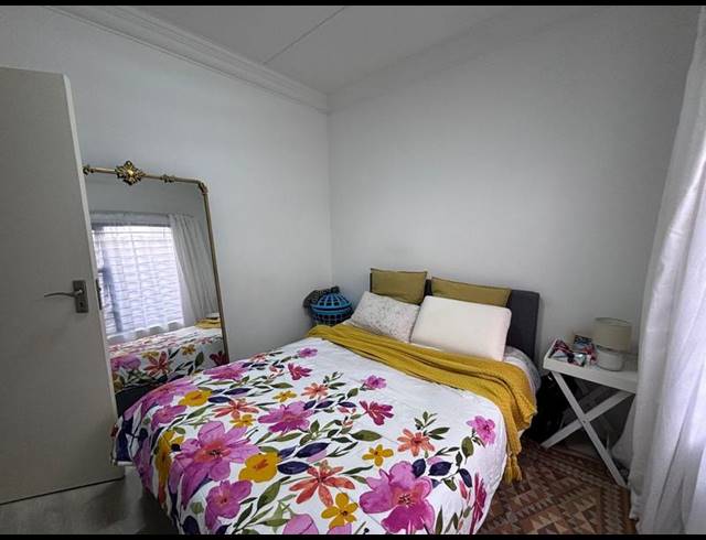 2 BEDROOM APARTMENT FOR SALE IN RIVONIA